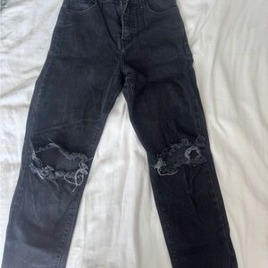 Vibrant Black High Rise Women Jeans
